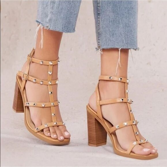 BRAND NEW SODA CAMINO-S PATENT STUDDED ANKLE STRAP HEELS - Picture 1 of 16